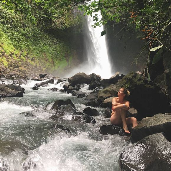 Meet your Posher, Hannah - Picture 1 of 1